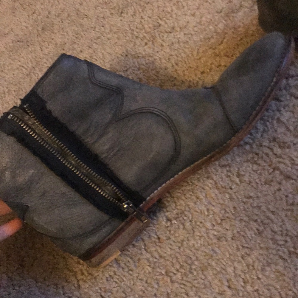 Free People Booties size 10 distressed, grey